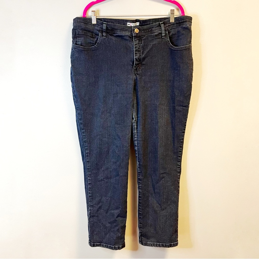 Lee Jeans Classic Fit Denim Straight Leg Dark Wash Sz 18W Petite EUC